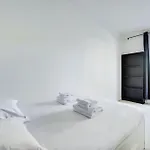 Beautiful 3Br With Garden - Mirabeau - Mobility Lease