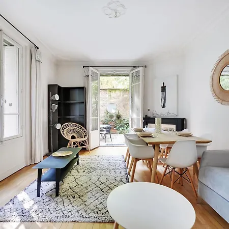 Beautiful 3br With Garden - Mirabeau - Mobility Lease *